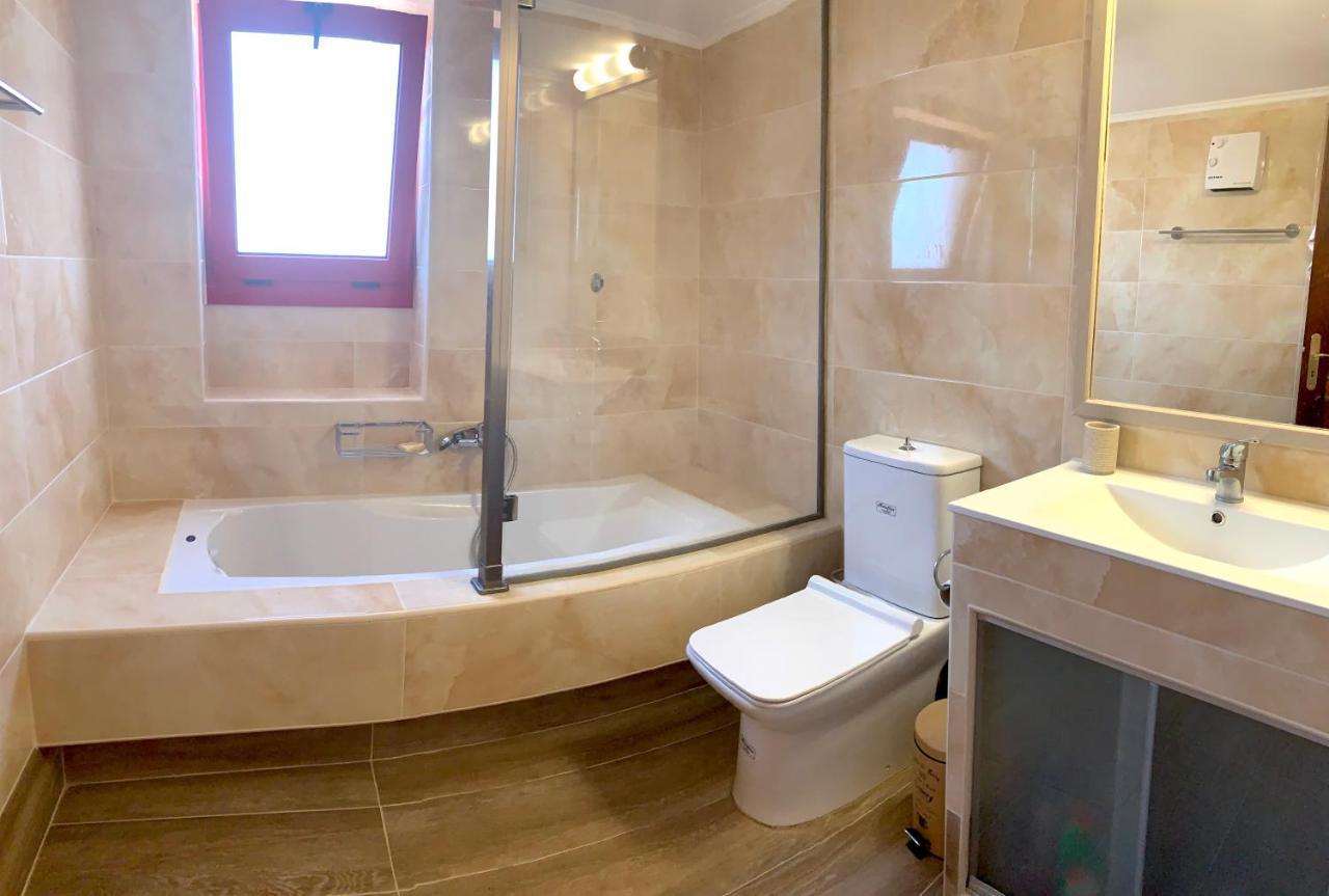 A&B Rhodes City Apartments Extérieur photo